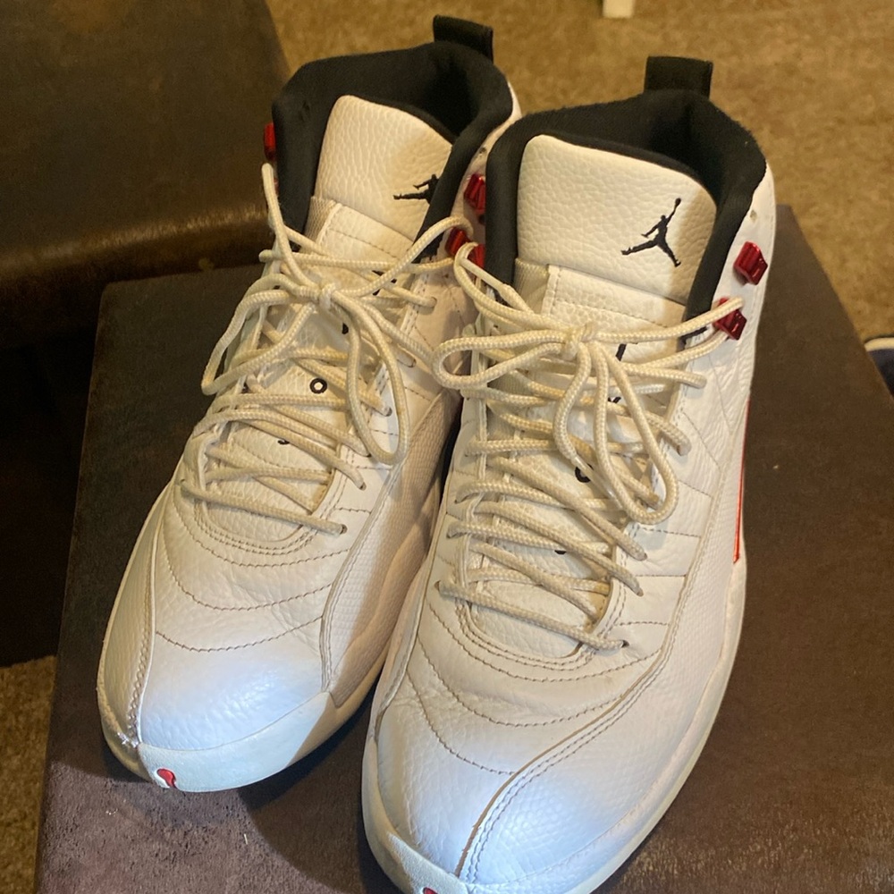 Jordans 12